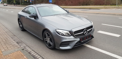 Mercedes-Benz E 300 coupe