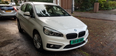 BMW 220i active tourer 