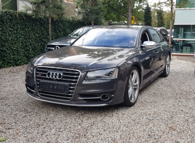 Audi A8 4.0 TFSI S8 quattro 