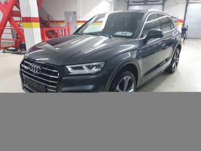 Audi Q5 55 TFSI e Q S LINE 