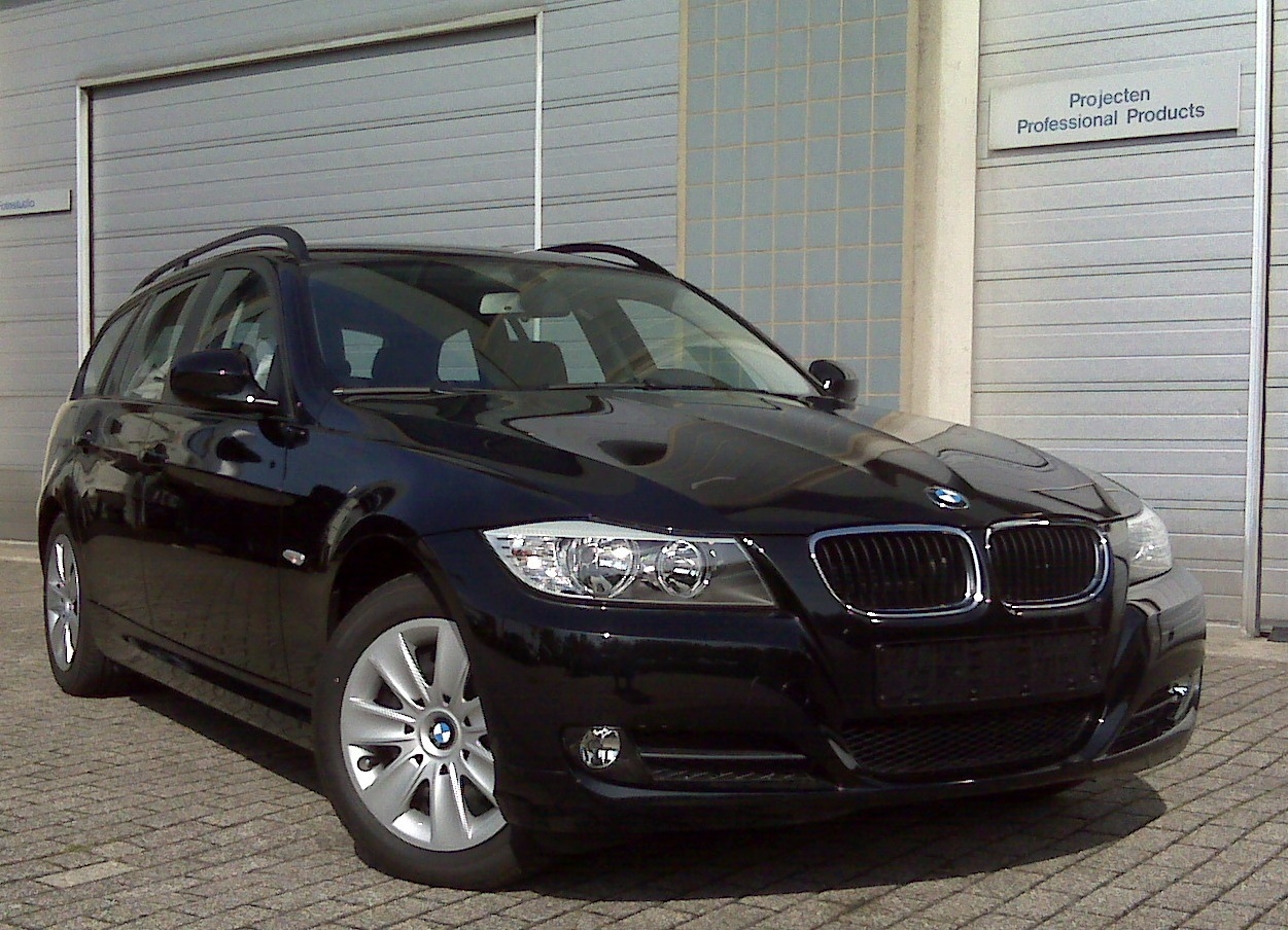BMW 318 i Touring