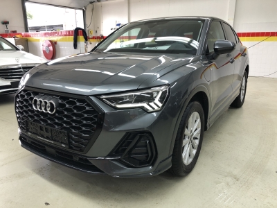 Audi Q3 Sportback TFSIe S line 45 TFSI e S tronic