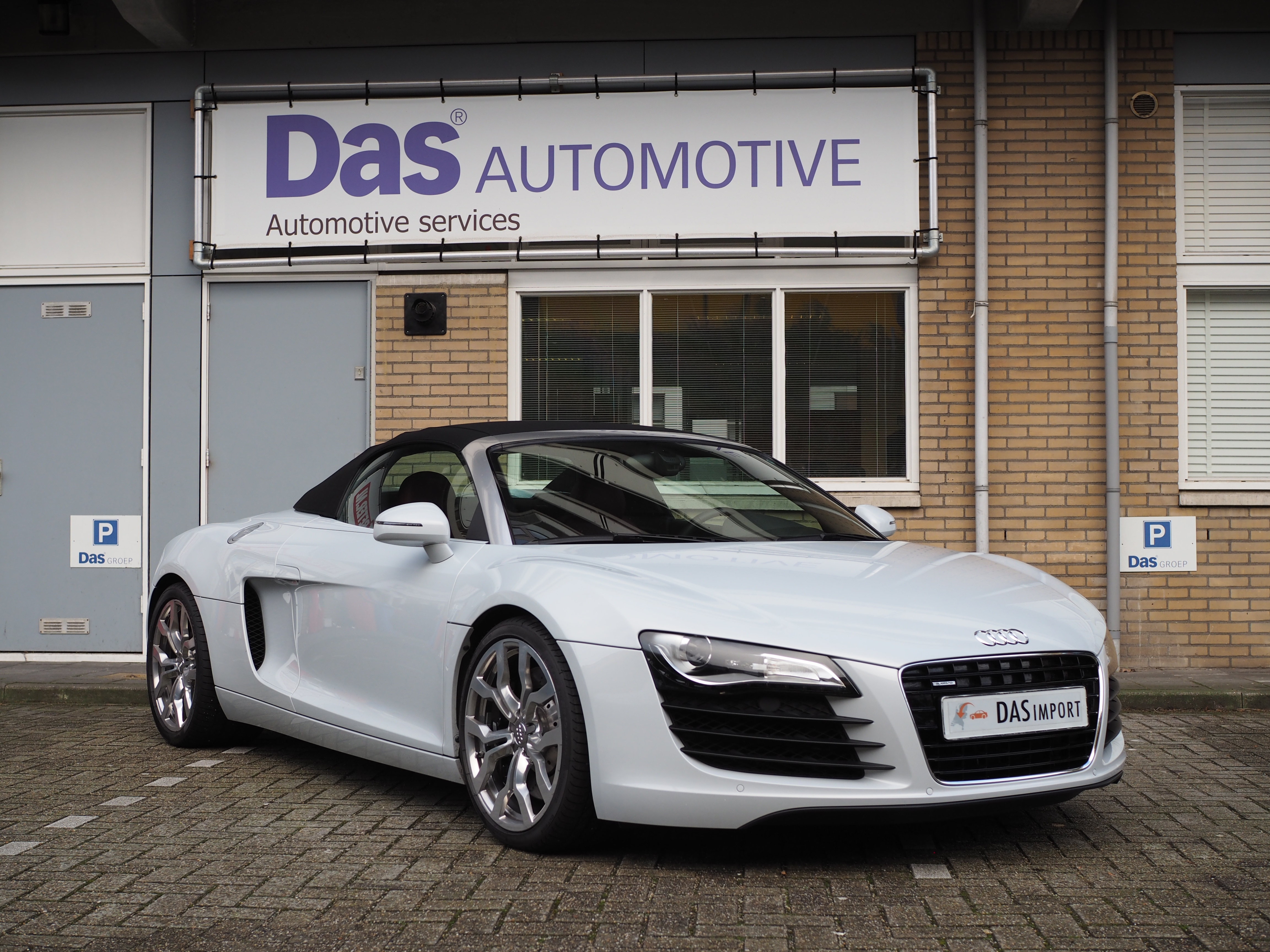 Audi R8 Spider 4.2 FSI R-Tronic