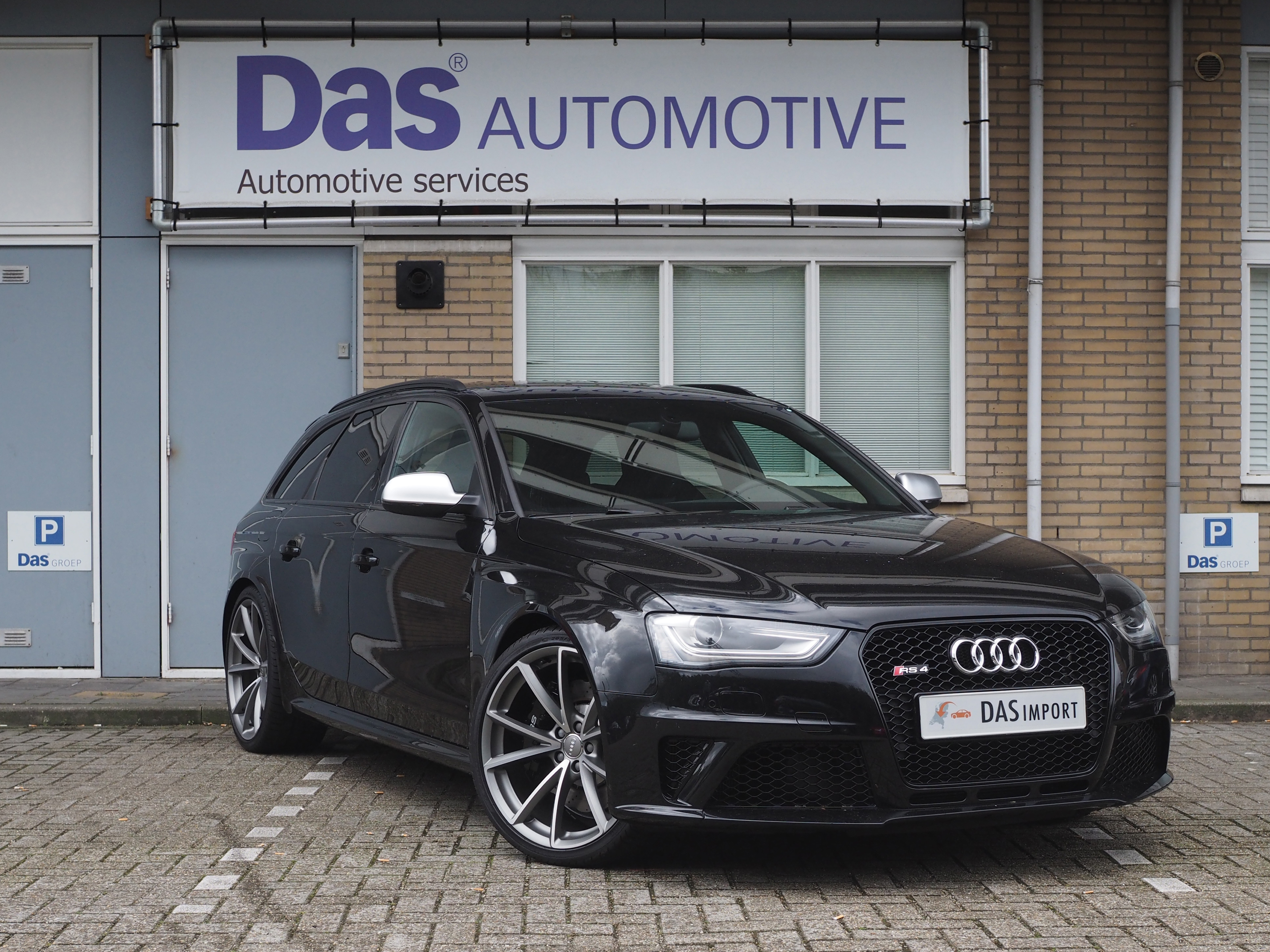 Audi RS4 Avant 4.2 TFSI Quattro S-Tronic