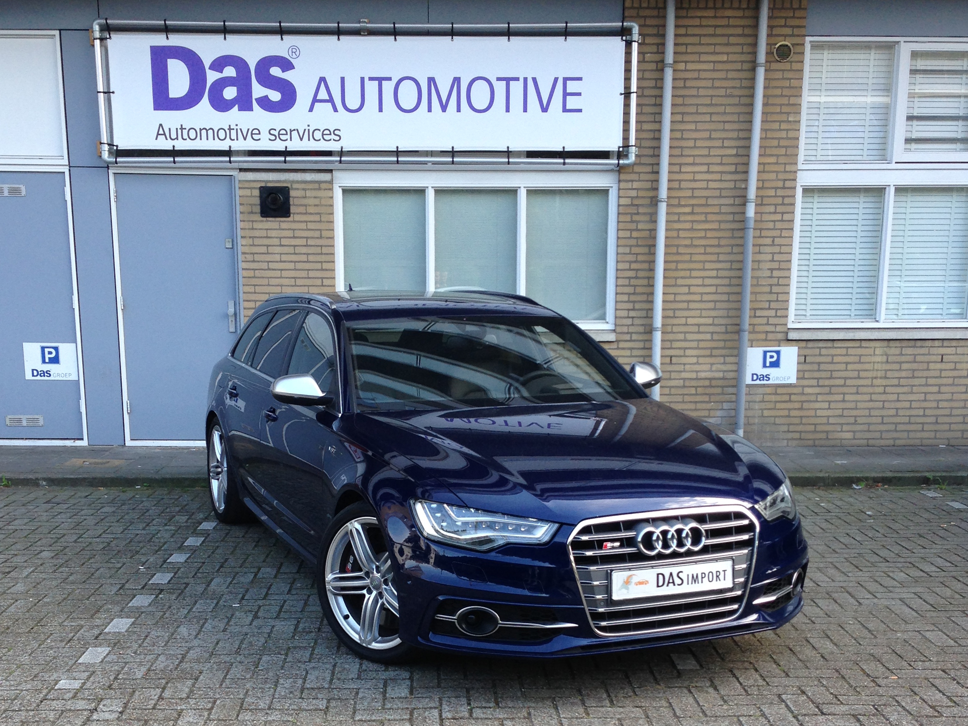Audi A6 Avant S6 4.0 TFSI quattro S tronic