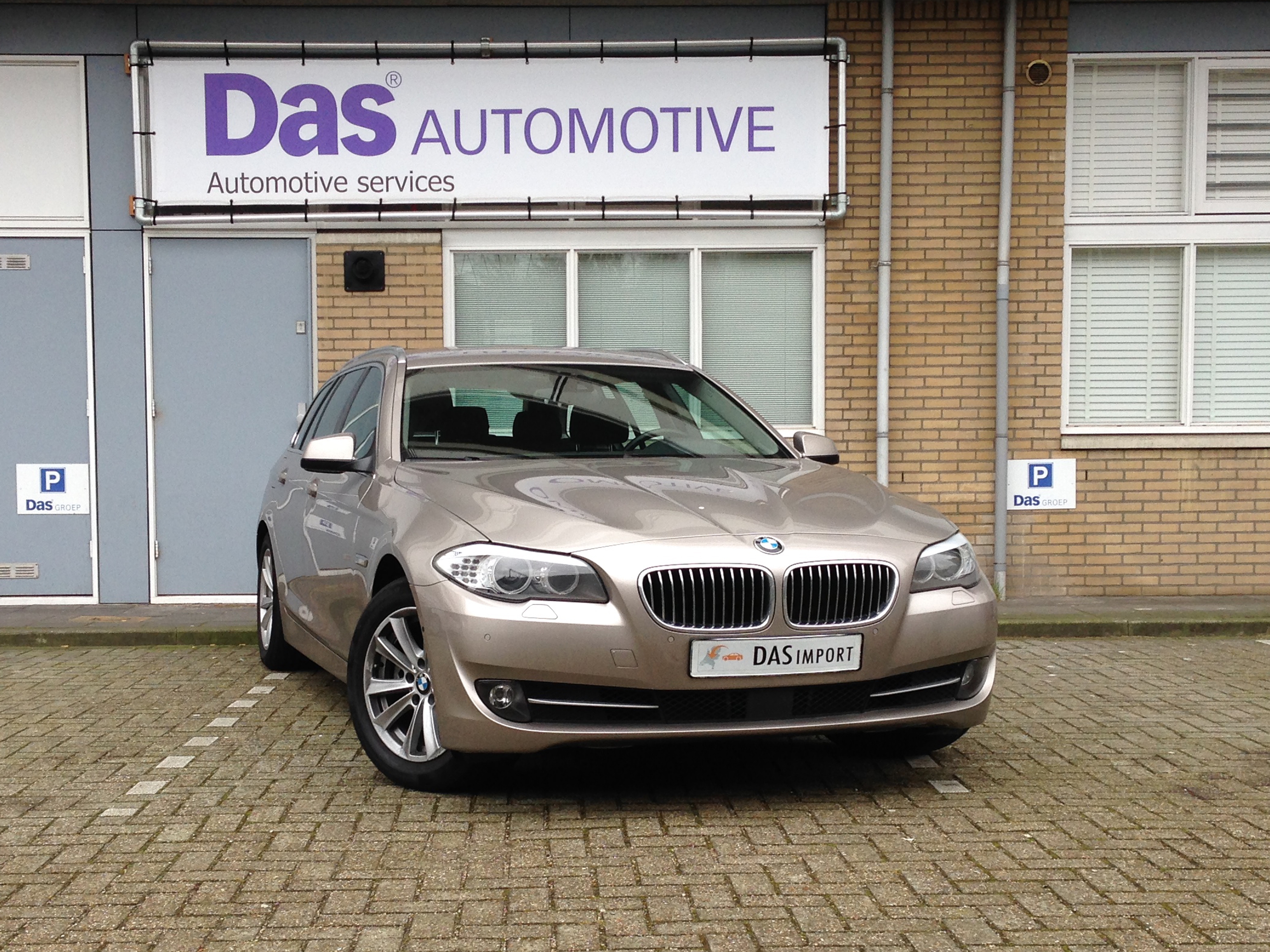 BMW 523iA Touring