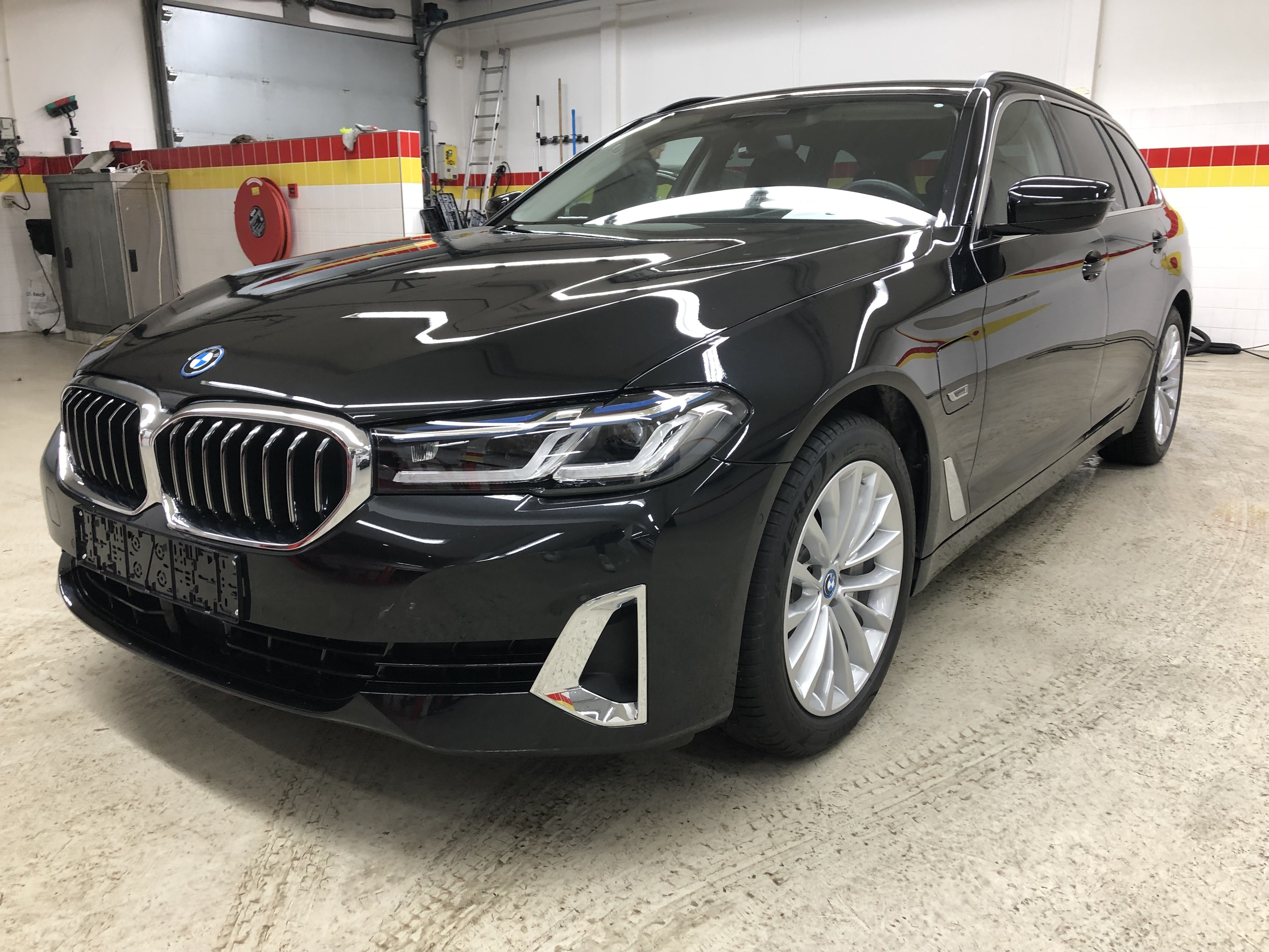 BMW 530e xDrive Touring