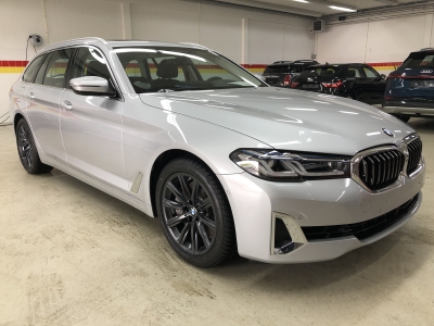 BMW 540i xDrive Touring