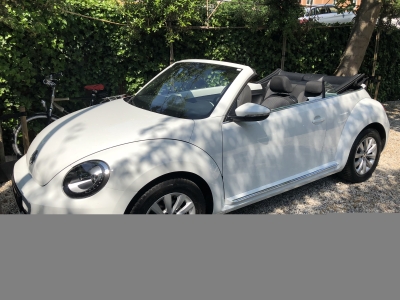 Volkswagen Beetle cabriolet 1.4 TSI design bluemotion 