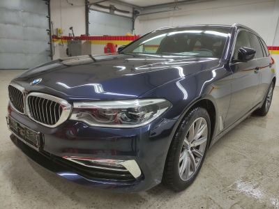 BMW 540i Touring xDrive Luxury Line