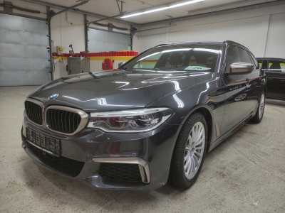 BMW M550d Touring xDrive
