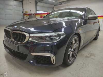 BMW M550i xDrive Limousine