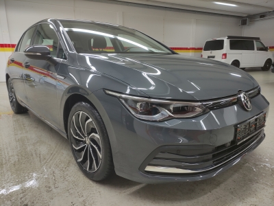 Volkswagen Golf Style 1.5 TSI 