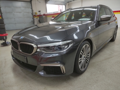 BMW M550d Touring xDrive