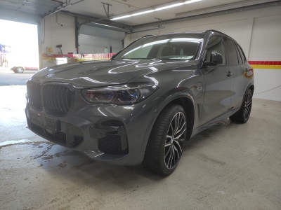 BMW X5 xDrive45e
