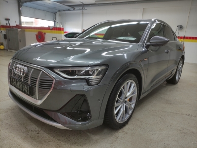 Audi e-tron quattro 50 S Line