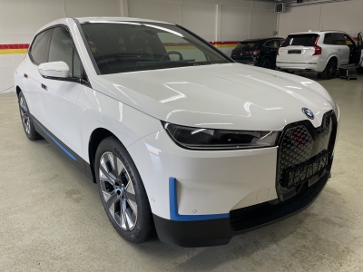 BMW iX xDrive40