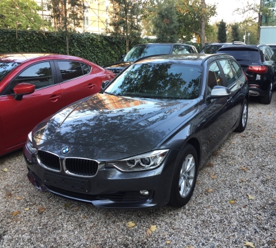 BMW 320i Touring xDrive 