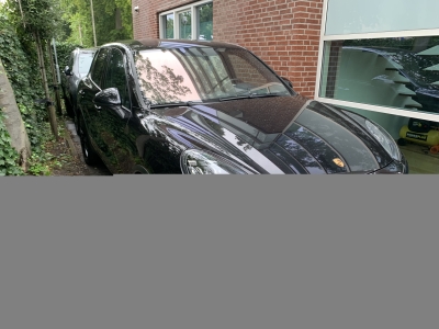 Porsche Cayenne Turbo 