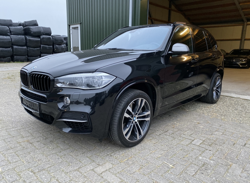 BMW X5 - 5.0D M uit Duitsland importeren