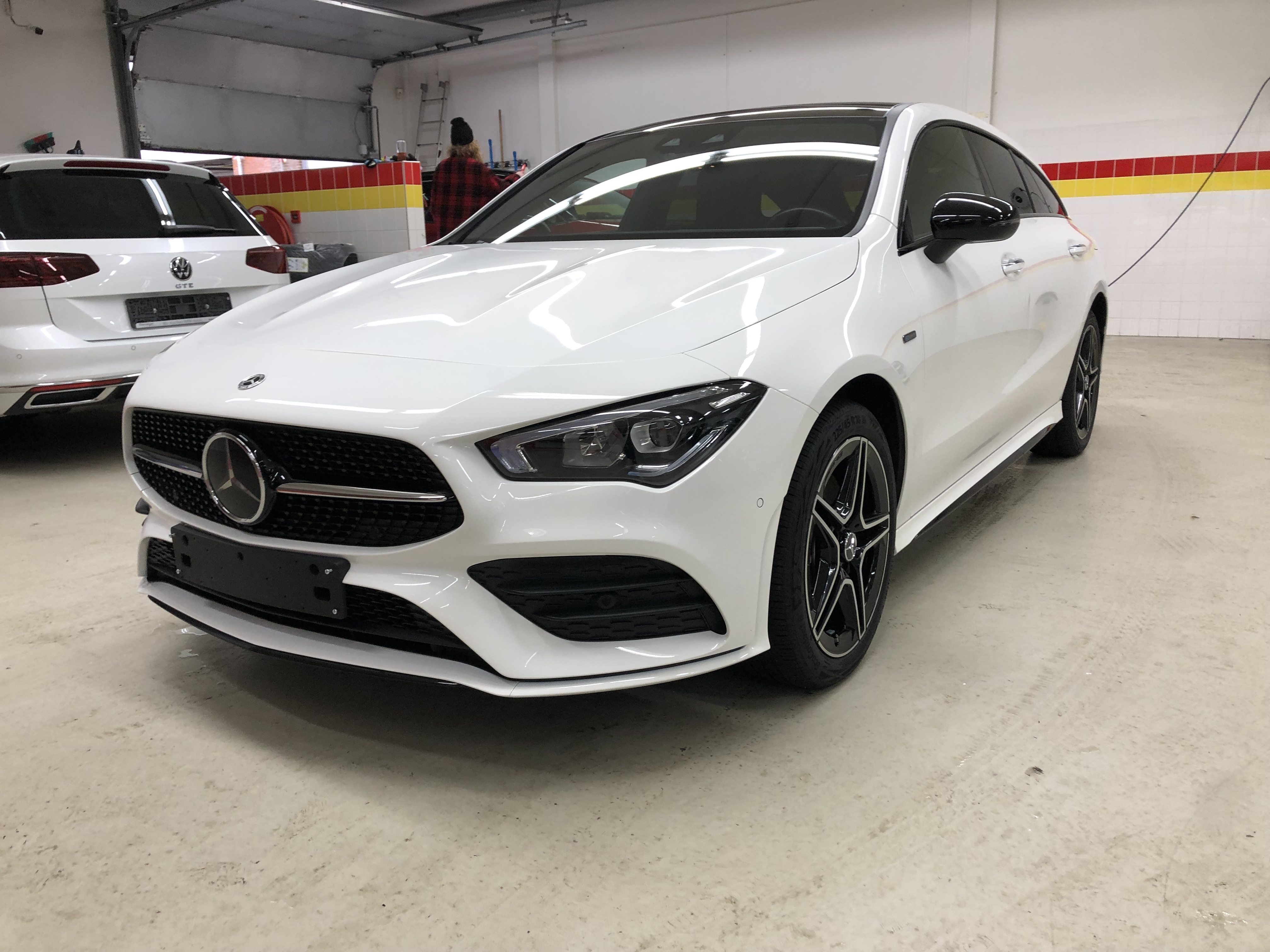 Mercedes-Benz CLA250e Shooting Brake