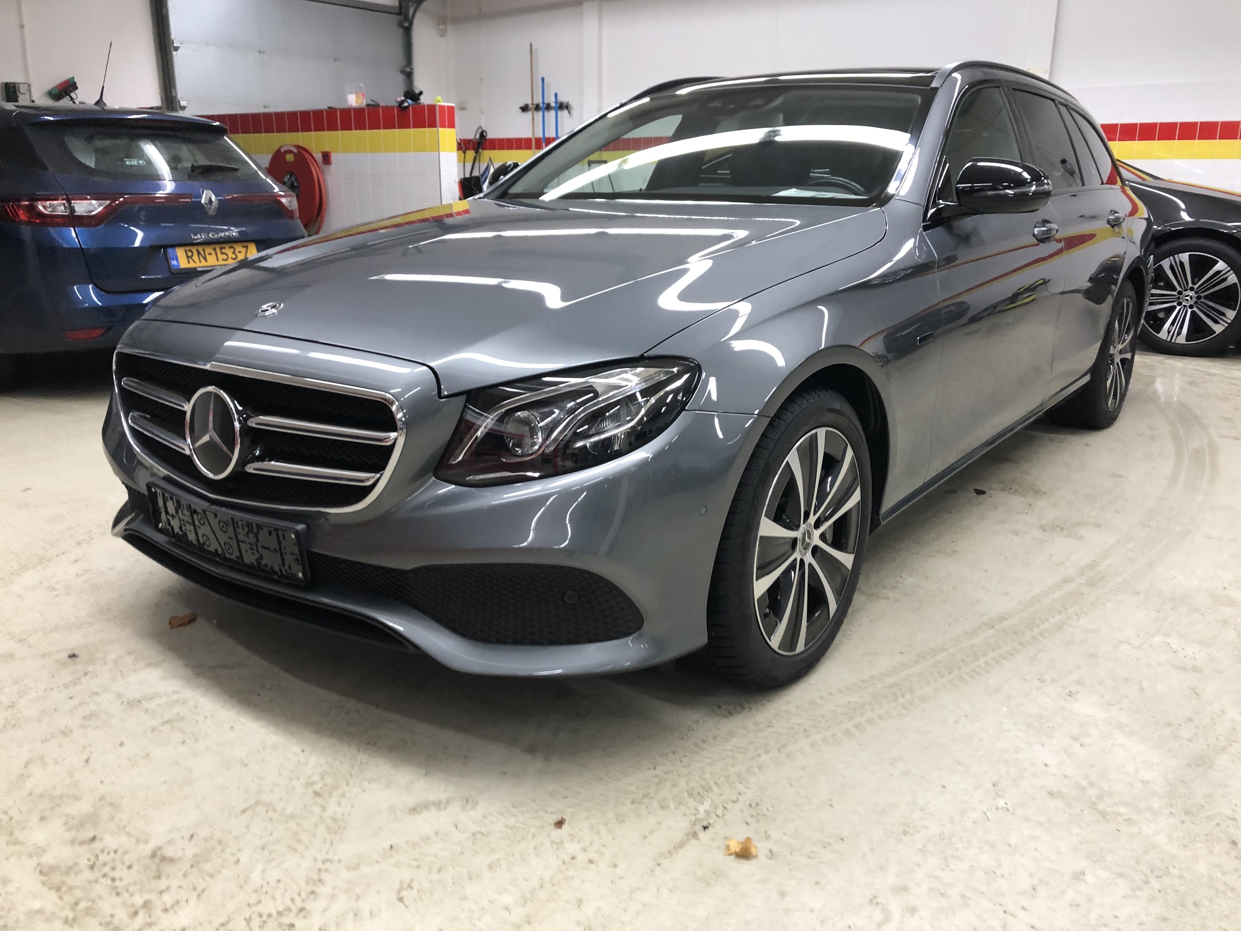 Mercedes-Benz E300de Avantgarde