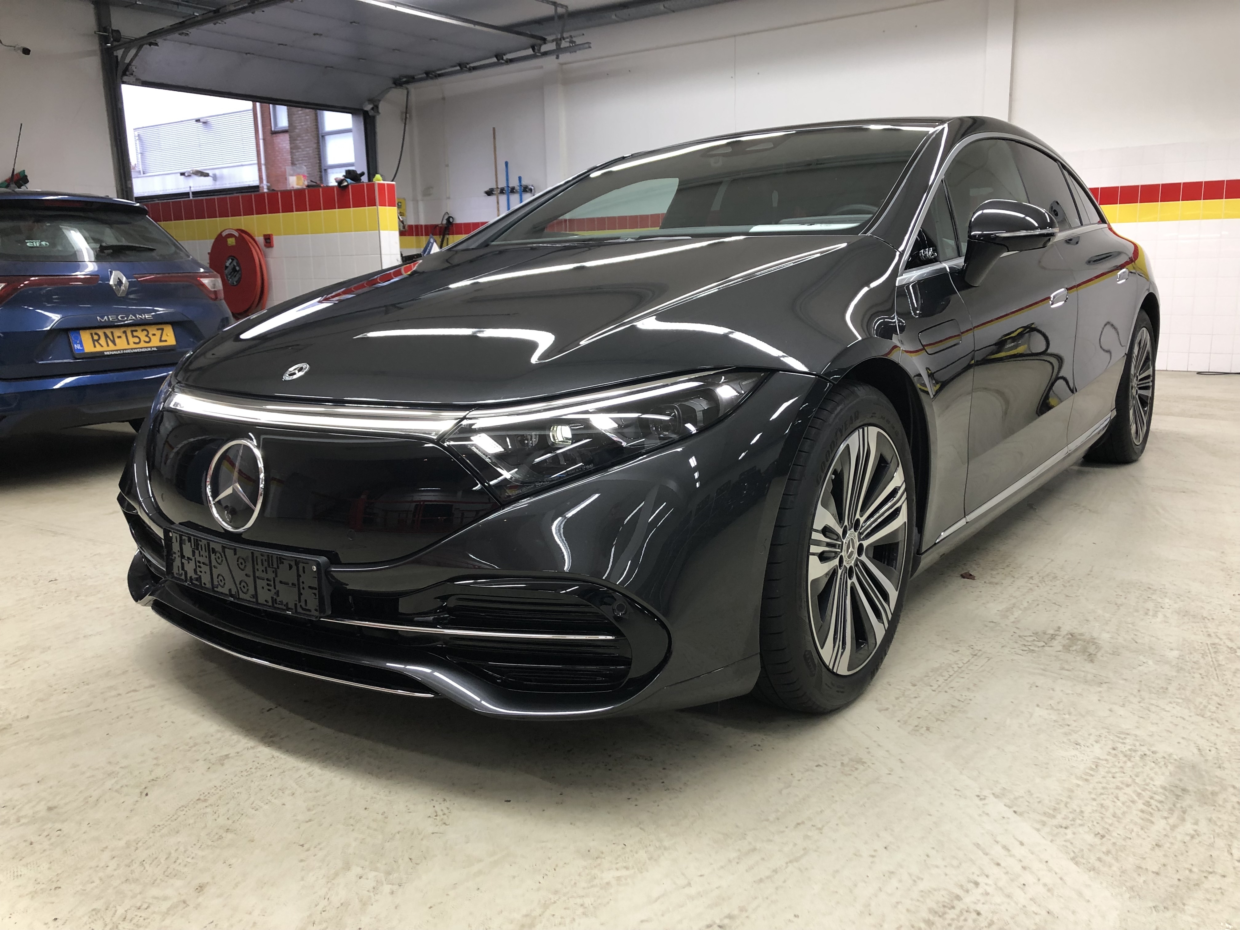 Mercedes-Benz EQS 350