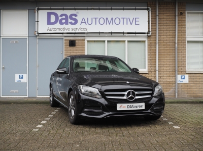 Mercedes-Benz C180 Avangarde