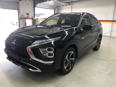 Mitsubishi Eclipse Cross Plug-In Hybrid 4WD Plus