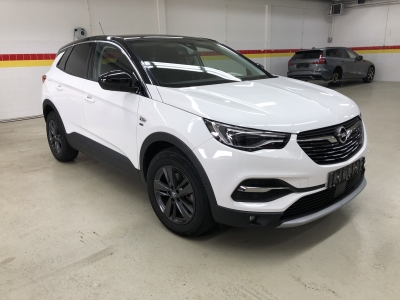 Opel Grandland X 1.2 Turbo 