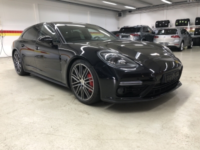 Porsche Panamera Turbo Sport Turismo