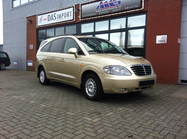 SsangYong Rodius SV270 XDI Sapphire 4WD