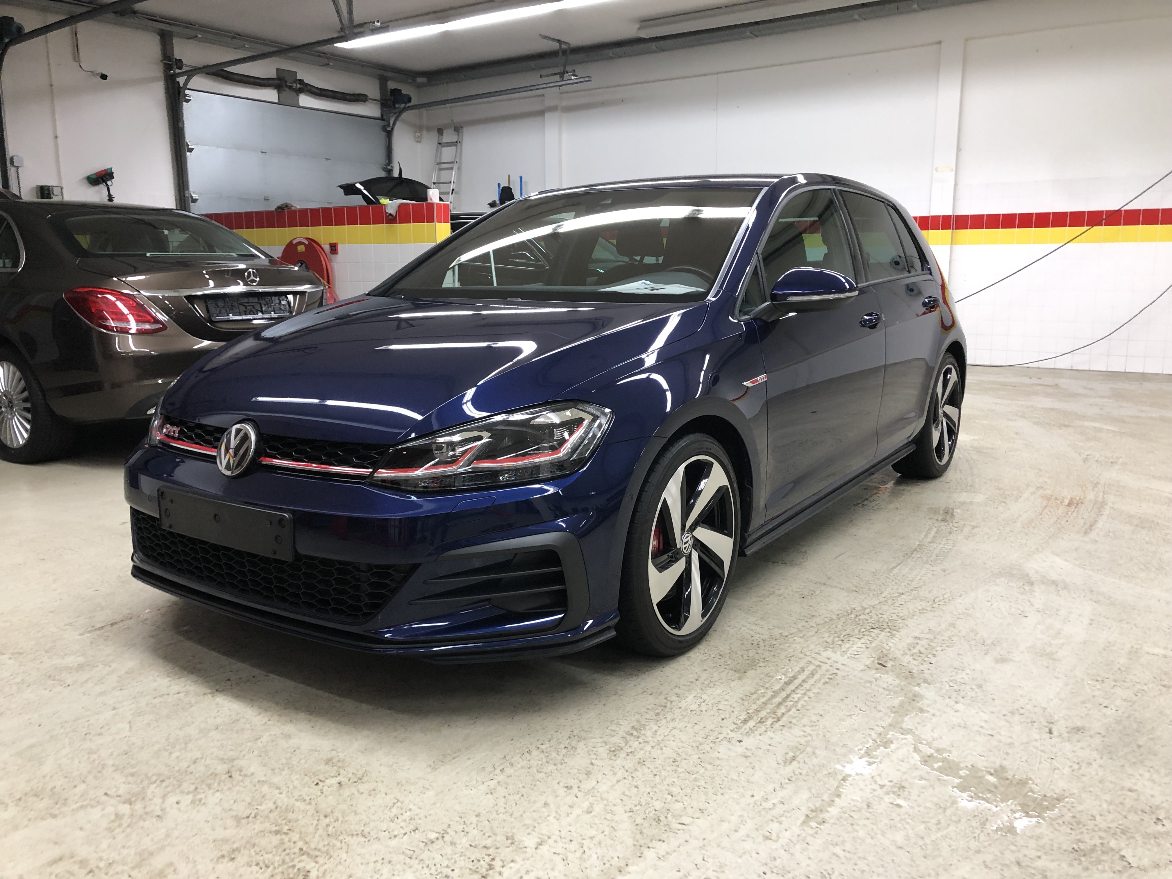 Volkswagen Golf VII GTI 2.0 TSI Performance
