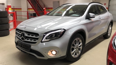 Mercedes-Benz GLA 250 4M